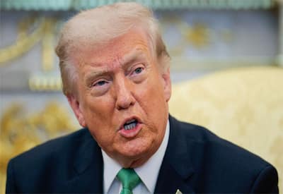 ஹார்முஸ் ஜலசந்தி வழியாக எந்த கப்பலையும் அனுமதிக்க மாட்டோம்: டிரம்ப்