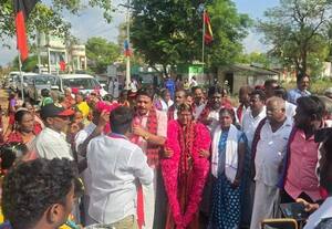  கிராம மக்கள் வாழ்வில் ஏற்றம் காண தி.மு.க., ஆட்சியில் பல்வேறு திட்டங்கள் வி.சி., வேட்பாளர் மாலதி பெருமிதம்