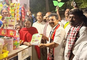  இளைஞர்களுக்கு எந்த பிணையுமின்றி ரூ.25 லட்சம் வரை தொழில் கடன் அ.தி.மு.க., வேட்பாளர் டாக்டர் சரவணன் பிரசாரம்