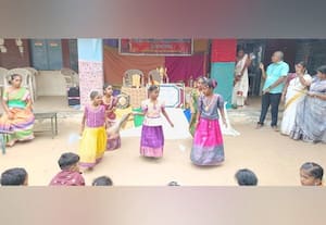  பள்ளி ஆண்டு விழாவில் மாணவர்கள் கலை நிகழ்ச்சி