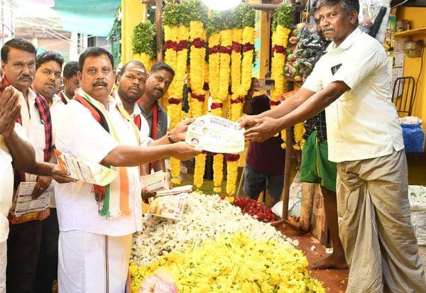  சாதனை திட்டங்கள் தொடர வாய்ப்பளியுங்கள்; காங்., வேட்பாளர் சந்திரசேகரன் பேச்சு