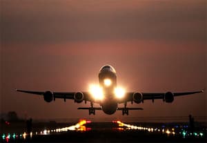 விமான போக்குவரத்தில் குழப்பம்; ஆசியாவில் 1,400 சேவை பாதிப்பு