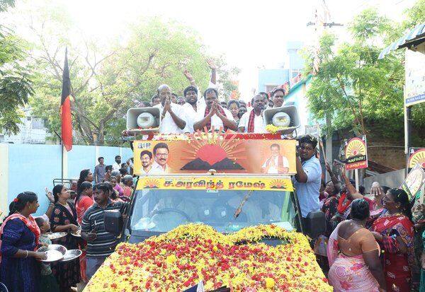  சோழிங்கநல்லுார் மக்கள் ஆதரவால் அரவிந்த் ரமேஷ் எம்.எல்.ஏ., ஆவார் அமைச்சர் சுப்பிரமணியன் பிரசாரம்