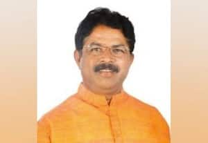  சி.எம்., ரேசில் அமைச்சர்கள் பா.ஜ., அசோக் விமர்சனம்