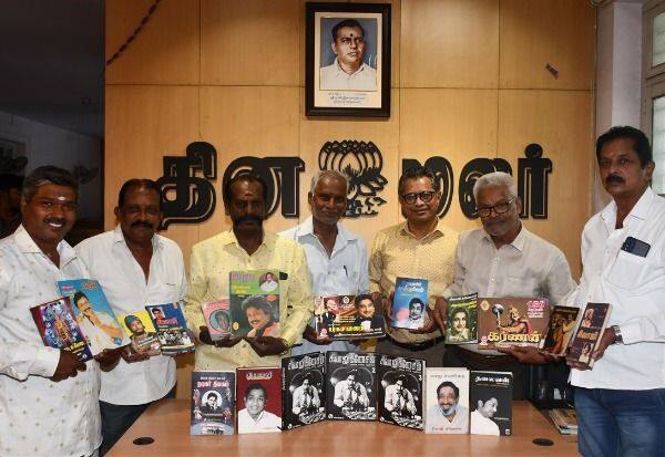  கடல் தாமரை புத்தக பூங்காவில் சிவாஜி ரசிகர்கள் 'சங்கமம்' திரையுலகில் பிரபுவின் 44ம் ஆண்டு நிறைவு கொண்டாட்டம்