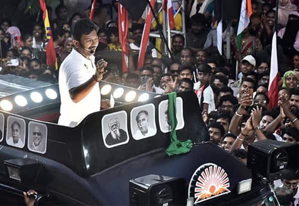 தமிழக லோக்சபா தொகுதிகள் 31 ஆகிவிடும் என்கிறார் உதயநிதி