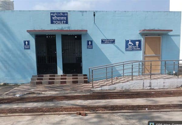  புகார் பெட்டி: பூட்டி கிடக்கும் ரயில்வே கழிப்பறையை திறக்க பயணியர் வேண்டுகோள்
