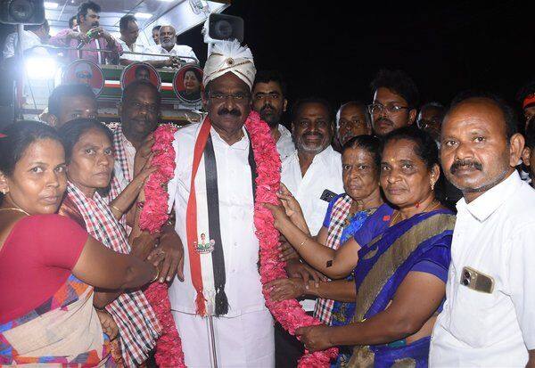அரசு பஸ்களில் ஆண்களும் கட்டணமின்றி பயணிக்கலாம்! கிணத்துக்கடவில் அ.தி.மு.க., தாமோதரன் பிரசாரம்