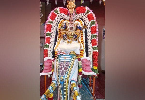  யானை வாகனத்தில் ஐயப்பன்
