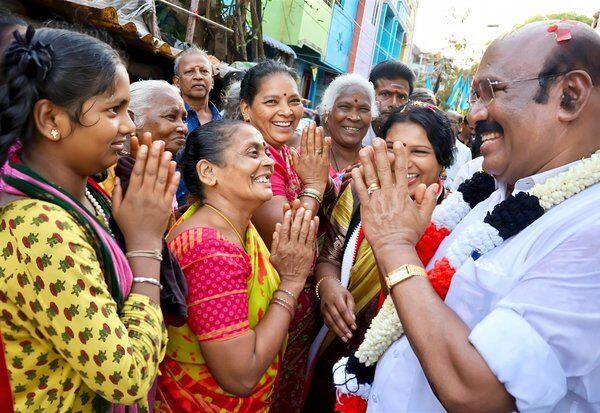  மே 4ம் தேதிக்குபின் ஆட்சி மாற்றம்: ராயபுரத்தில் ஜெயகுமார் தீவிர பிரசாரம்