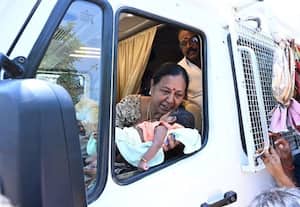  பெண் குழந்தைக்கு பெயர்சூட்டி மகிழ்ந்த பிரேமலதா