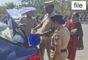  சென்னையில் ரூ.245 கோடி தங்க, வைர நகைகள் பறிமுதல்; பறக்கும் படை நடவடிக்கை