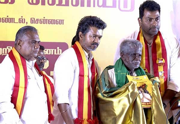 பெண்களுக்கு மாதம் ரூ.2,500; இலவச காஸ் சிலிண்டர்: விஜய் வாக்குறுதி