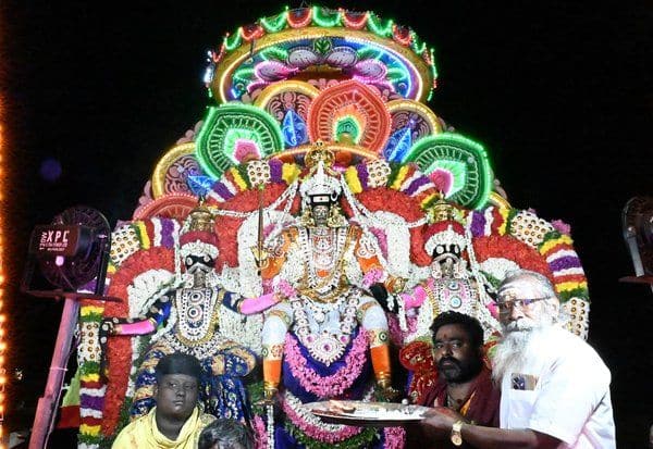  மதுரைவீரன் கோவிலில் சித்திரை திருவிழா