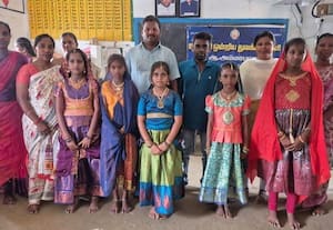  அரசு துவக்க பள்ளியில் பிரிவு உபசார விழா