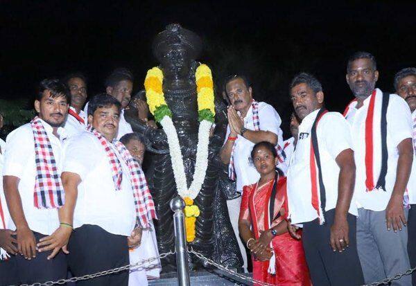  நொய்யல், ரயில் பாதையின் குறுக்கே புதிய மேம்பாலங்கள் : அ.தி.மு.க. வேட்பாளர் ஆனந்தன் பிரசாரம்