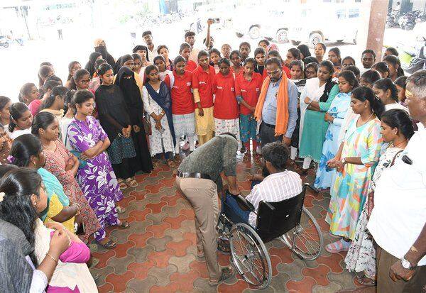  ஓட்டுச்சாவடி பணிகள் தன்னார்வலருக்கு பயிற்சி