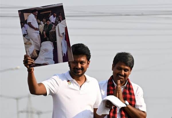 தேர்தலில் டில்லி அணியை வீழ்த்துவோம்: உதயநிதி