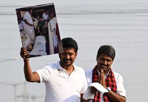 தேர்தலில் டில்லி அணியை வீழ்த்துவோம்: உதயநிதி