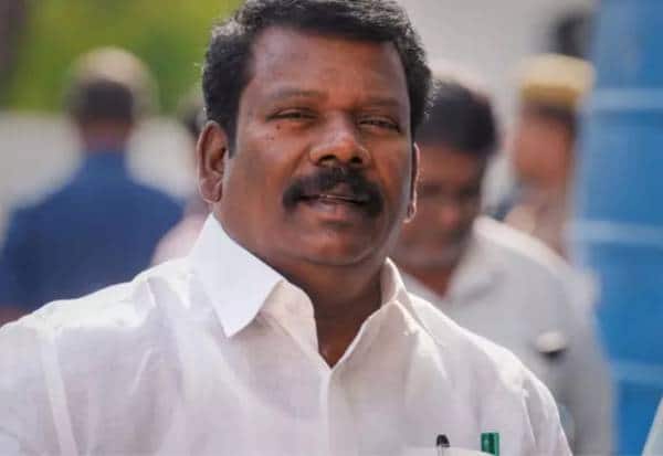  ராகுல் பேச்சை தவறாக மொழி பெயர்த்த செல்வப்பெருந்தகை