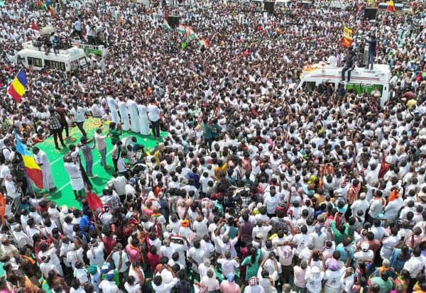 டப்பு வாங்குவதில் செந்தில் பாலாஜிக்கு டாக்டர் பட்டம்: இபிஎஸ் காரசாரம்