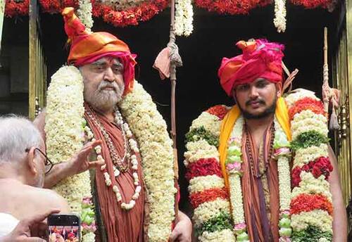 காஞ்சி இளைய மடாதிபதி தீட்சை பெற்ற     முதலாம் ஆண்டு விழா 