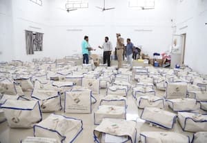  ஓட்டுச்சாவடிகளுக்கு அனுப்ப ஓட்டுப்பதிவு இயந்திரம் தயார்