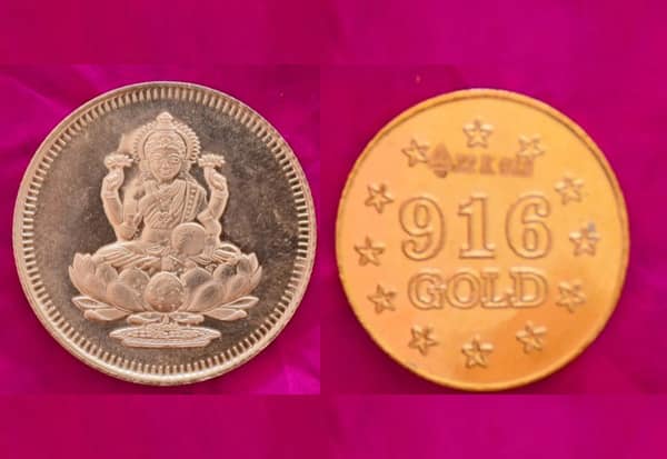 வாக்காளர்களுக்கு தங்கம், வெள்ளி; கரூரில் தி.மு.க., - அ.தி.மு.க., சப்ளை?