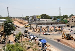  கோலியனுார் பிரமாண்ட மேம்பால பணிகள் நகாய் அதிகாரிகள் அறிவுரையால் சுறுசுறுப்பு