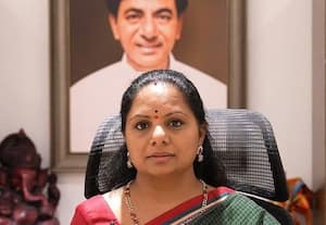  ஜெயலலிதா பாணியை பின்பற்றும் கவிதா தெலுங்கானா மக்களின் 'அம்மா' என அறிவிப்பு