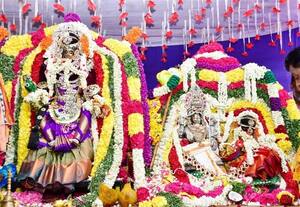  சித்திரை திருவிழாவில் மீனாட்சி அம்மனுக்கு திருக்கல்யாணம்