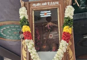  சிவன்மலை உத்தரவு பெட்டி: ஏர் கலப்பை வைத்து வழிபாடு