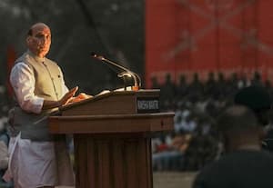  அணு ஆயுதம் என்ற உளறலுக்கு இந்தியா அஞ்சவில்லை: ராஜ்நாத் சிங்