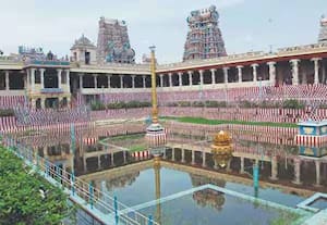  மதுரை மீனாட்சி கோயிலில் தடையை மீறி 'ரீல்ஸ்' :சோதனை செய்த போலீசாருக்கு 'சோதனை'