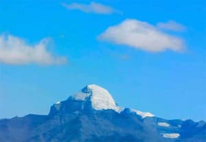 கைலாஷ் மானசரோவர் செல்லும் இந்திய யாத்ரீகர்களை வரவேற்கும் சீனா