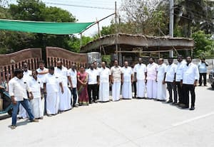  ஓட்டு பதிவு இயந்திரம் பாதுகாப்பு அறை பார்வையிட்ட அ.தி.மு.க., வேட்பாளர்கள்