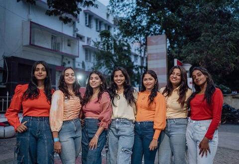 The She Unit டான்ஸ் ஆடுவோம்... மனசை லேசாக்குவோம்!