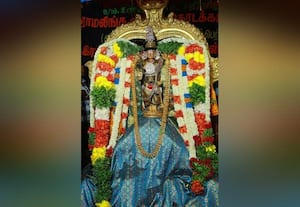  சித்திரை திருவிழாவில் தசாவதாரத்தில் கள்ளழகர்