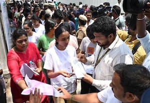 'நீட்' நுழைவு தேர்வு சற்று கடினம்: 'கட்- ஆப்' உயர வாய்ப்பு என தகவல்
