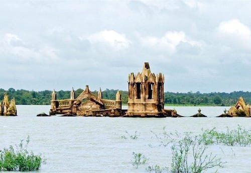  ஹாசனில் மிதக்கும் தேவாலயம்