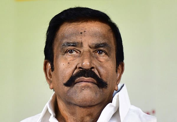 வாரிசு அரசியல் இமேஜை தகர்க்க நேருவுக்கு எதிர்க்கட்சி தலைவர் பதவி?