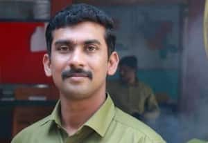  டூவீலர் விபத்தில் எஸ்.ஐ., பலி