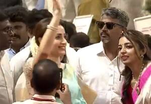 விஜய் பதவியேற்பு விழாவில் திரிஷா
