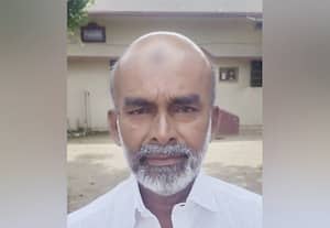 இருளில் மூழ்கிய நாவினிபட்டி நெடுஞ்சாலை