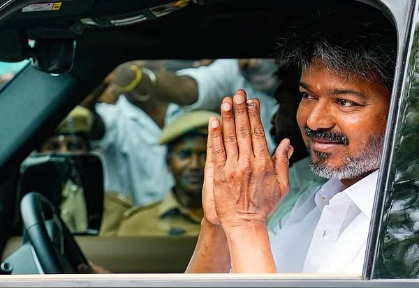  3 நாள் பயணமாக டில்லி செல்லும் முதல்வர் விஜய்: ஜனாதிபதி, பிரதமர், காங்., தலைவர்களை சந்திக்கிறார்