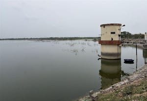  வெம்பக்கோட்டை அணை நீர் மட்டம் 13 அடியாக குறைவு விவசாயிகள் வேதனை