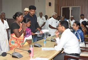  பொதுமக்கள் குறைதீர் கூட்டத்தில் 325 கோரிக்கை மனுக்கள்