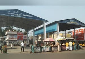  பிரமாண்டமான பயணியர் நிழற்குடைகள் நிதி வீணடிக்கப்படுவதாக குற்றச்சாட்டு