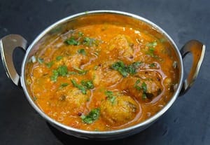  பருப்பு உருண்டை குழம்பு