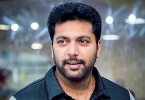  விவாகரத்து கிடைக்கும் வரை நடிக்க மாட்டேன் என் குடும்பத்தை கெடுத்தவர் மூன்றெழுத்து நடிகை நடிகர் ரவி மோகன்  கண்ணீர் பேட்டி